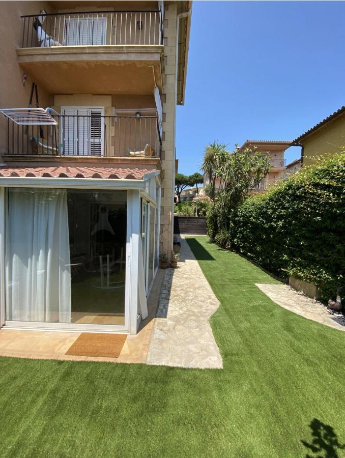 Bonita Casa Adosada Con Jardin Privado Y Piscina Comunitaria كاليلا دو بالافروجيل المظهر الخارجي الصورة